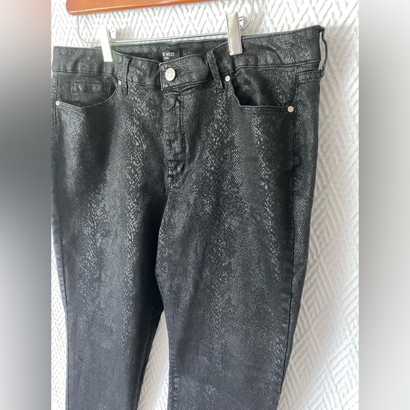 Nine West Jeans Black Python Print 14 - Picture 2 of 9